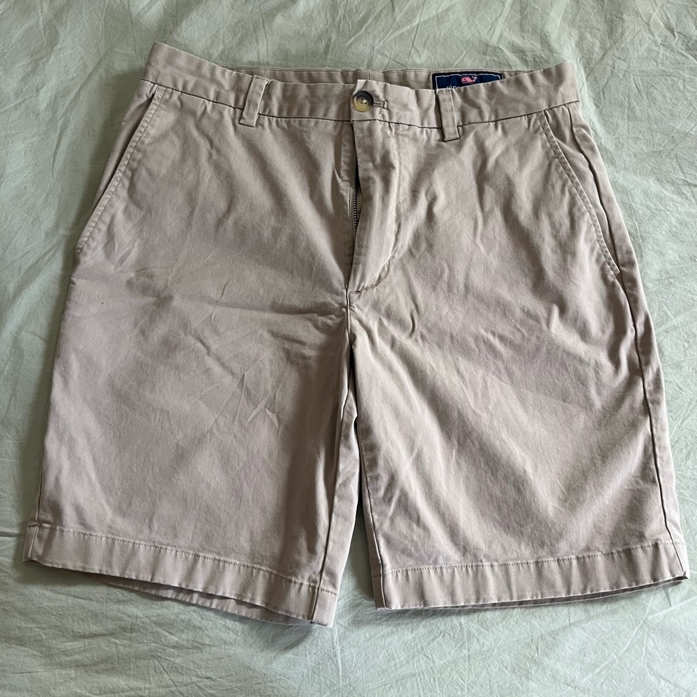Vineyard Vines Men's Khaki Flat Front Shorts
